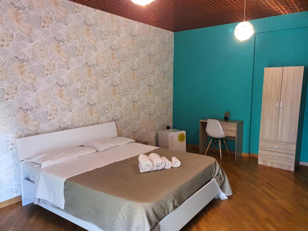 Bed and Breakfast B B Desy Казерта Экстерьер фото